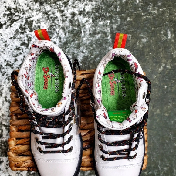 Skechers Dr.Seuss Grinch White Boots - Picture 3 of 8